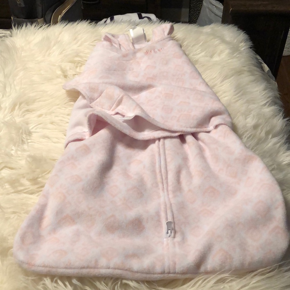 Halo fleece swaddle